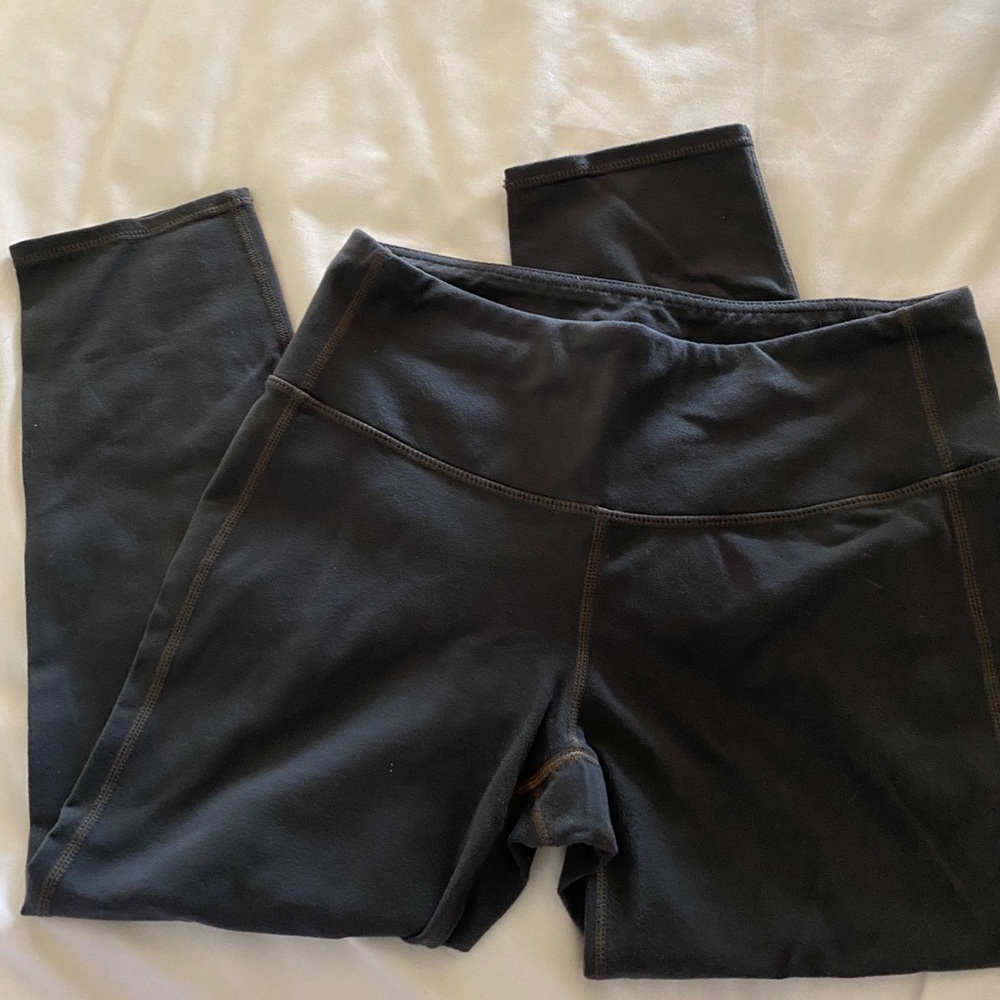 Athleta leggings cropped